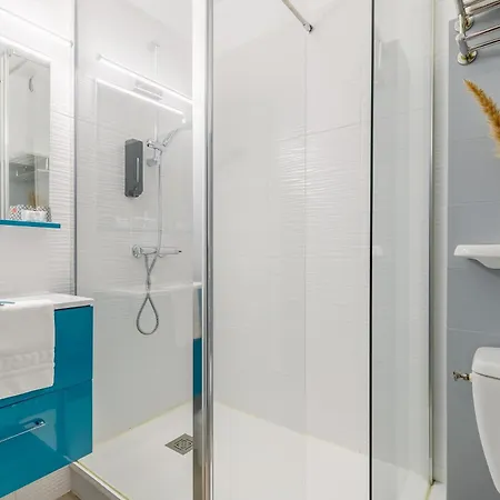 Hotel La Cote Oceane - Climatise- Saint Jean De Monts- 250M Plage 2*